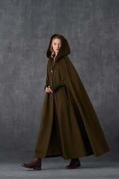 Cloak Outfit, Wool Cloak, Winter Cloak, Medieval Cloak, Cloak Coat, Hooded Wool Coat, Medieval Woman, Cashmere Cape, Elegant Coats