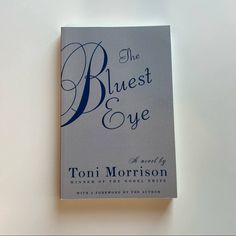 the blueest eye by tomi morrison