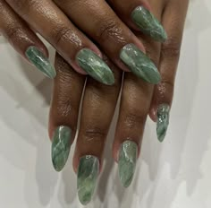 Emerald Marble Nails, Emerald Marble, Marble Acrylic Nails, Almond Gel Nails, Emerald Nails, Green Acrylic Nails, Marble Nail Designs, Shoe Nails, Nail Design Inspiration