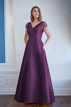 Silk A-line Dress With Boned Bodice, Elegant A-line Dress With Princess Seams, A-line Satin Dress With Boned Bodice, Satin A-line Gown With Pleated Bodice, A-line Taffeta Gown With Pleated Bodice, A Line Bridesmaid Dresses, Formal Gowns With Sleeves, Mikado Dress, New Look Clothes