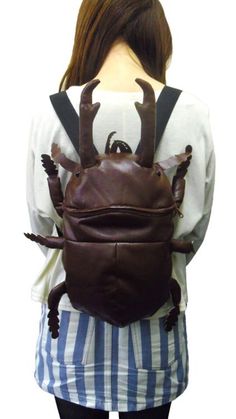 (just the bag) Bug Inspired Outfits, Silly Accessories, Beetle Backpack, Weird Bags, Quirky Bags, Bug Fashion, Bug Bag, Cool Bags, Funky Bags