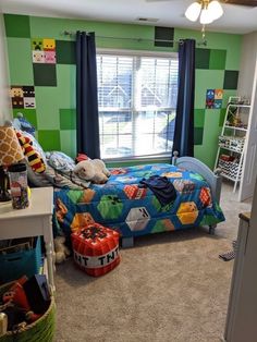 Minecraft Bedroom Decor Ideas, Minecraft Bedroom Wall Ideas, Diy Minecraft Decorations Bedroom, Boys Minecraft Bedroom Ideas, Kids Minecraft Bedroom, Minecraft Rooms Bedrooms, Simple Minecraft Bedroom, Minecraft Bedroom Wall, Minecraft Kids Room Ideas