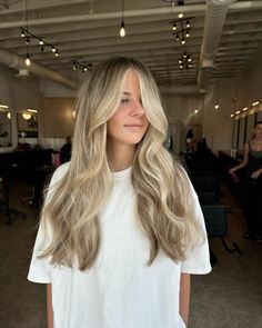 #brondehair #bronde #lowmaintenancehair #haircolor #balayage #goldenblonde #blonde #brunette Rich Bronde Hair, Blonde Hair Natural Brunette, Beachy Blonde Balayage, Root Melt Blonde, Dishwater Blonde Hair, Long Bronde Hair, Dimensional Bronde, From Brunette To Blonde, Dishwater Blonde