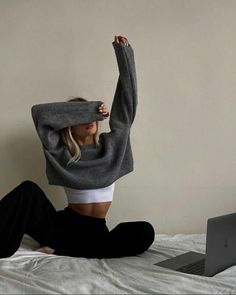 Instagram Baddie, Photographie Portrait Inspiration, Chill Outfits, Causual Outfits, Fall Fits, Mode Inspiration