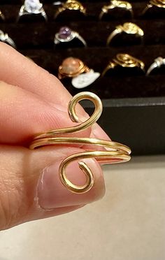 Wire Wrapped Ring, Rings, Rings for Women, Minimalist Rings, Gold Ring, Handmade, Homemade Rings - Etsy Thick Wire Rings, Thick Wire Jewelry, Cool Wire Rings, Gold Wire Jewelry Diy, Craft Wire Projects, Metal Wire Rings, Jewelry Design Rings, Paper Clip Ring Diy, Homemade Wire Rings