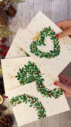 christmas card Christmas Painting Ideas Watercolor, Christmas Crafts Tutorials, Diy Holiday Painting, Waterpaint Christmas Card, Cute Christmas Watercolor Cards, Christmas Decorations Painting, Christmas Cards In Watercolor, Christmas Art Cards, The Best Christmas Gifts