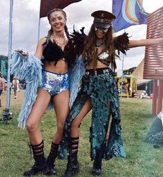 Diy Festival Clothes, Style Hippie Chic, Festival Rave Outfit, Rave Costumes, Fiesta Outfit