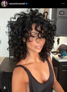 Nazanin Mandi, Butterfly Hairstyle, Curly Pixie Hairstyles, Haute Hair, The Grind, Curly Hair Women, Curly Hair Tips