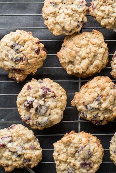 several oatmeal cookies on a cooling rack