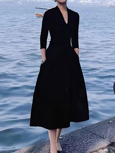 Olivia Mark - Beautifully Proportioned Everyday Gown Tea Length Black Dress Formal, Orchestra Dress, Orchestra Outfit, 60s Clothes, Dress For Dinner, Dress Rich, Feminine Clothing, Work Capsule, Simple Closet