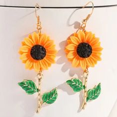 Nwt Pair Of Yellow Sunflower Earrings. These Earrings Are Stylish And Fashionable And Would Complete Any Style Perfectly. Sunflower Earrings, Alloy Earrings, Sunflower Decor, Yellow Sunflower, Hypoallergenic Earrings, Accessories Jewelry Earrings, Delicate Earrings, Girls Jewelry, Leaf Earrings