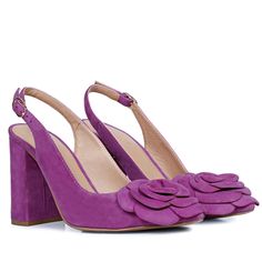 Redefine your fashion statement with our neat and elegant pairs to match your vibe this summer. These statement heels are crafted in purple suede Leather, a high platform heel to complement your classic evening looks, finished with a gold buckle fastening on the slingback, a leather covered block heel completes the style. Closure - Buckle Sling Back Upper - Purple Suede Leather Lining - Sahara genuine leather Insole - Nude Leather Sole - Natural Tunit Heel Height - 10.66 cm (4.2 Inches) Statement Heels, High Ankle Boots, Purple Suede, Sheep Leather, Leather Block Heels, Platform Heel, Boot Bag, Calf Boots, Sling Back