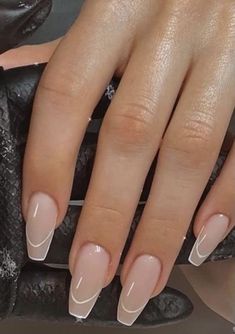 CHIC & CLASSY NAIL TRENDS 2022 | PRETTY NAIL TRENDS Elegance Nails, Decoration Nails, Trends Nails, 2023 Nail, Classy Nail, Nails Classy, Easy Nails, Aesthetic Nails, Nails Aesthetic