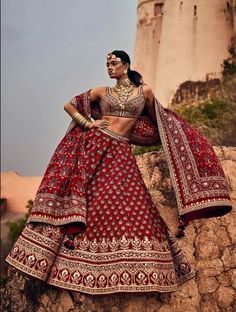 South Asian Wedding Dress, Anita Dongre Bridal, Anita Dongre Lehenga, Red Bride, Android App Design, Bridal Lehenga Designs, Asian Wedding Dress