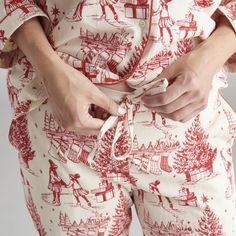 These are the luxuriously soft cotton pajamas with a festive holiday pattern-the perfect outfit for opening gifts on Christmas morning. Christmas Pjs Aesthetic, Christmas Nightgowns, Opening Gifts, Hammacher Schlemmer, Cotton Pajamas, Christmas Pjs, Holiday Patterns, Cotton Pyjamas, Festive Holiday