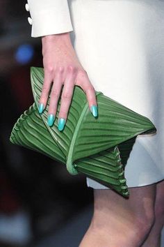 Funky Purses, 2016 Style, Top Accessories, Paul Gaultier Spring, Green Clutches, Gucci Spring, 2016 Summer, Couture Handbags, Couture Mode