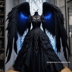 Raven Inspired Dress, Raven Dress Fantasy Gowns, Fantasy Ball Gowns Goddesses, Villain Fashion, Villain Dresses, Dragon Dress, Most Creative Halloween Costumes, Halloween Costumes 2022, Raven Dress