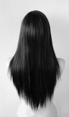 #blackhair #hair #black #girl #pinterest #haircare #girly #cutehairstyle #shinee Hair Cuts Black Hair, One Length Long Hair, Soft Black Hair, Black Straight Hair, V Cut Hair, Pretty Hair Cuts, V Shape Hair, Black Hair Aesthetic, Straight Black Hair