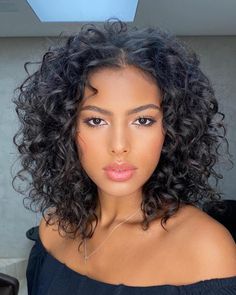 Layered Curly Haircuts, Medium Curly Haircuts, Shoulder Length Curly Hair, Medium Length Curly Hair, Short Curly Haircuts, Medium Curly Hair Styles