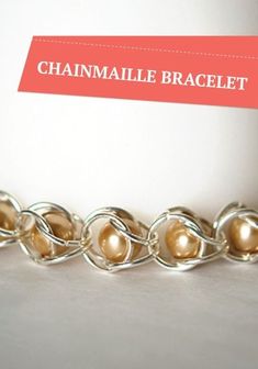 there is a chain that has been made to look like an ornamentile bracelet