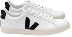 Get yourself some comfortable kicks for your everyday outings with the women's VEJA Esplar Leather shoes. They combine thoughtful construction with a clean  sporty look. Veja Esplar, Travel Clothing, Hiking Boots Women, White Shoes Women, Leather Shoes Woman, Leather Shoes Men, Bags And Shoes, Trail Running Shoes, Leather Logo