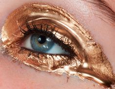 Metallic Makeup, Close Up Magic, Disney Instagram, Stay Gold, Magazine Online, Smokey Eyes, Photo Makeup