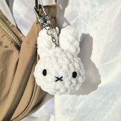 Miffy the Rabbit - Cute Crochet Keychain Fimo Kawaii, Crochet Fairy, Easy Crochet Animals, Crochet Keychain Pattern, Crochet Design Pattern, Kawaii Crochet, Fun Crochet Projects, Crochet Design, Crochet Keychain