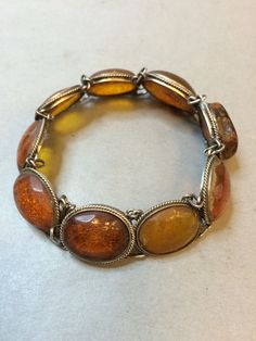 NATURAL OLD ANTIQUE BUTTERSCOTCH BALTIC AMBER SILVER BRACELET 18,9 gr 波羅的海琥珀 #Amber Baltic Amber Jewelry, Headpiece Jewelry, Amber Bracelet, Natural Amber, Amber Necklace, Amber Jewelry, Jewelry For Sale, Old Antiques, Sea Glass Jewelry