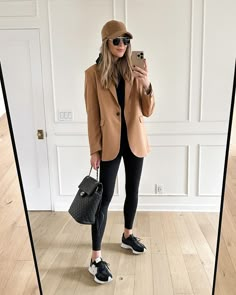 leggings and blazer outfit, leggings and new balance outfit, new balance sneaker outfit, camel and black outfit Black Trainers Outfit, New Balance 327 Black, Camel Blazer Outfit, Black Sneakers Outfit, Black Sneakers Women, Camel Blazer, Sneaker Outfits Women, Look Legging