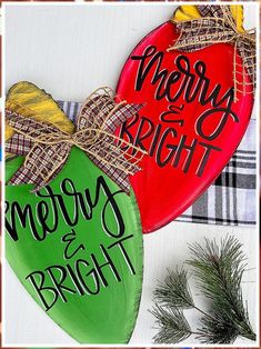 Diy Yard Sign - Easter Chalkboard - The Lilypad Cottage Light Bulb Door Hanger, Christmas Lights Door Hanger, Christmas Light Bulb Door Hanger, Christmas Bulb Door Hanger, Christmas Light Door Hanger, Merry And Bright Door Hanger, Door Hanger Patterns, Christmas Door Hangers Wooden