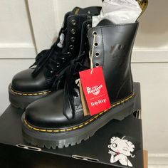 Brand New In Box Betty Boop X Dr. Marten Jadon Black Platform Boots. Dr Marten Jadon, Jadon Platform Boots, Black Platform Boots, Boots Womens, Dr Martens Shoes, Black Platform, Platform Boots, Betty Boop, Lace Up Boots