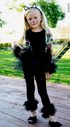 Easy Homemade Halloween Costumes, Black Cat Halloween Costume, Cat Costume Kids, Cat Costume Diy, Black Cat Costumes, Chat Halloween, Diy Halloween Costumes For Kids, Homemade Halloween Costumes, Cat Halloween Costume