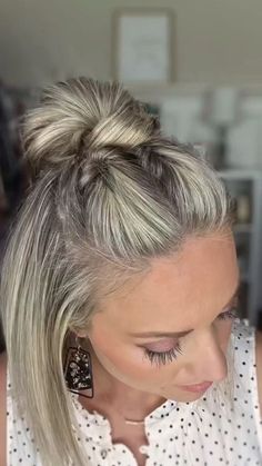 Ponytail Bridesmaid, Short Hairstyle Ideas, Short Hair Dos, Guest Hairstyles, Easy Wedding, Hairstyles Ponytail, Updo Wedding, Short Hairdos