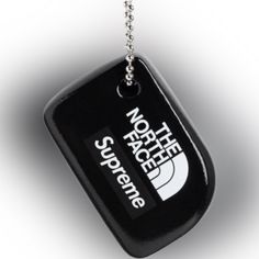 Supreme X The North Face Floating Keychain Floatie Ss20 Black New In Bag Floating Keychain, Supreme Accessories, Supreme Box Logo, Metal Keychain, Box Logo, Key Card Holder, Jordans Sneakers, Card Holders, New Black