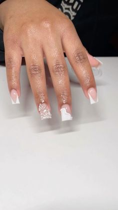 White Short Nails, Nail Lab, Gel Nails Diy, White Acrylic Nails, Colored Acrylic Nails, Simple Acrylic Nails