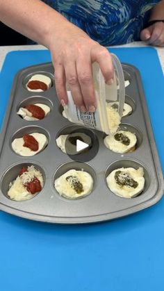 Fresh Sliced Mozzarella Recipes, Muffin Pan Appetizers, Appetizer Easy, Ritz Cracker Recipes, Mozzarella Recipes, Buffalo Mozzarella, Muffin Tin Recipes, Appetizers Easy Finger Food, Pizza Recipes Homemade