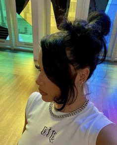 Cute Hairstyles For Medium Hair Birthday, Silk Press Hairstyle For Black Women, Flat Ironed Hair Black Hairstyles Short, Flat Iron Hairstyles For Black Women, Style With Scarf, Cute Hairstyles For Black Women, Pinterest Hairstyles, High Bun Hair, Hair Colorful