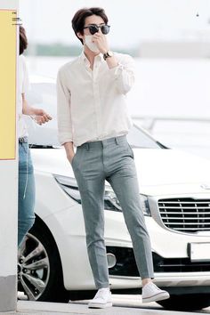 Exo Fashion, Kpop Fashion Men, Asian Men Fashion, Formal Men Outfit, Mens Casual Outfits Summer, Men Fashion Casual Shirts, Stylish Men Casual