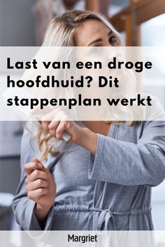 Een vette coupe is geen pretje, maar een droge hoofdhuid net zo min. Hoe komen die witte schilfertjes daar toch? En vooral: hoe raak je ze voor eens en altijd kwijt? Volgens een Vlaamse dermatoloog bestaat er een handig stappenplan dat je kunt doorlopen om je droge hoofdhuid weer gezond te krijgen. | Margriet, haar, droge hoofdhuid Women's Top, T Shirt