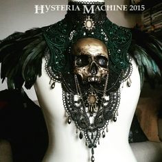 Gold And Emerald, Chest Piece, Creation Couture, Costume Makeup, Dark Fashion, Mode Inspiration