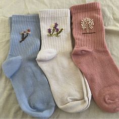 New Handmade Embroidery Kids Size S/M Feel Free To Offer Sock Embroidery Ideas, Embroider Socks, Things To Embroider, Sock Embroidery, Kids Embroidery, Embroidered Socks, Bracelets Patterns, Diy Friendship Bracelets Patterns, Embroidery Gifts