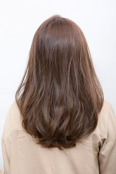 Soft Layers Medium Hair Wavy, Medium Hair Soft Layers, Soft Layers Wavy Hair, Medium Length Soft Layers, Medium Soft Layered Hair, Medium Length Haircut Natural, Soft Layers Medium Hair Straight, Soft Layers Haircut, Soft Layered Hair