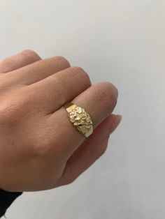 14k cute nugget ring, in 14k gold, they are the rings on trend, it can be for men and women, it can be worn daily, size 10, it can be made as you need it, item sold by piece , weight undetermined. Gold Nugget Rings, Gold Nugget Ring Women, Gold Hammered Nugget Rings, Gold Nugget Cluster Ring In 14k, Hammered 14k Yellow Gold Signet Ring, Hammered Yellow Gold 14k Signet Ring, Gold Hammered Signet Ring, Hammered Gold Signet Ring In 14k, Hammered 14k Gold Signet Ring