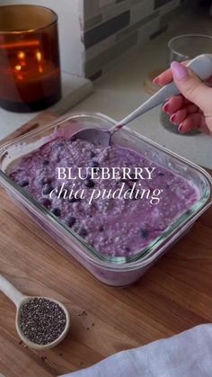 This Blueberry Bliss Chia Pudding is the perfect vegan breakfast or snack to start your day on the right foot. Packed with nutrient-rich chia seeds and antioxidant-rich blueberries, this pudding is not only delicious but also good for you. It's easy to make, gluten-free, and dairy-free. Just mix the chia seeds, almond milk, and maple syrup together, let it sit in the fridge overnight, and top it with fresh blueberries in the morning.

Credit: @healthygirlkitchen Keto Breakfast Pudding, Fridge Breakfast Ideas, Yummy Chia Seed Pudding, Chia Seed Pudding Dairy Free, Hot Chia Pudding Breakfast, Overnight Chia Seed Pudding Almond Milk, Chia Seed Pudding Toppings, Chia Seed Pudding Vegan, Chia Seeds Pudding Recipe