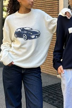 Sweater with Car print, crew neckline, long sleeves, ribbed hem, long length, relaxed fit. Cute Vintage Sweaters, Sweatshirt Inspo Aesthetic, Form Fitting Sweaters, Easy Winter Fits, Seattle Outfits Fall, Where To Buy Sweaters, East Coast Winter Outfits, 90s Autumn Fashion, Christmas Wishlist Clothes