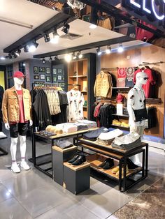 Visual merchandise lunar CNY Men Clothing Store Design Ideas, Mens Boutique Interior Design, Interior Design Clothing Store, Fashion Store Interior Design, Men's Clothing Store Design, Boutique Shop Interior, Men Boutique, Clothing Boutique Interior