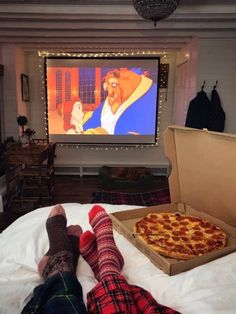 Add some video games and a few other movies and some books and switch the pepperoni pizza supreme and and some flavored water and make my pjs a onesie and it'll be the perfect date for me. Couples Apartment, Sarah Vickers, Dream Dates, Cute Date Ideas, Goals Pictures, Phoebe Tonkin, Home Cinema, Boyfriend Goals, Perfect Date