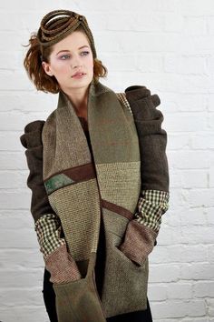 Upcycle Tweed Jacket, Memory Clothes, Tweed Run, Fabric Scarf, Country Fashion, Original Fashion, Harris Tweed, Tweed Jacket, Art Clothes