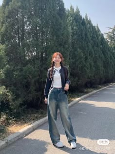 Casual Outfits Asian, Summer Asian Outfits, Chinese Outfit Ideas, Ootd Korean Style Simple, Simple Korean Outfits, Outfit Ideas Korean Casual, Chinese Douyin, Korean Fashion Grunge, Y2k Acubi