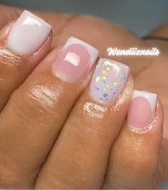 Short Acrylic Nail Designs Simple Cute French Tip, Short Nail Inspo For New Years, Cute Short Gel X Nails, Short Cute Nails Natural, Trendy Birthday Nails Short, Nails For Nurses Ideas, Short Nails For Birthday, Shorties Nails Color Pink, Cute Nail Ideas French Tips